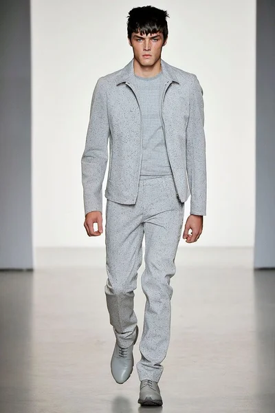Look 31